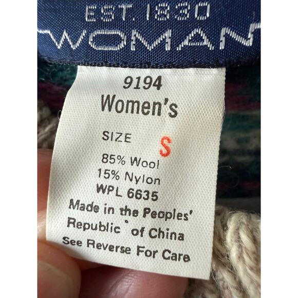 Vintage Woolrich Fair Isle Heart Sweater Wool Blend Sz Small Cottagecore Cozy - Picture 8 of 8